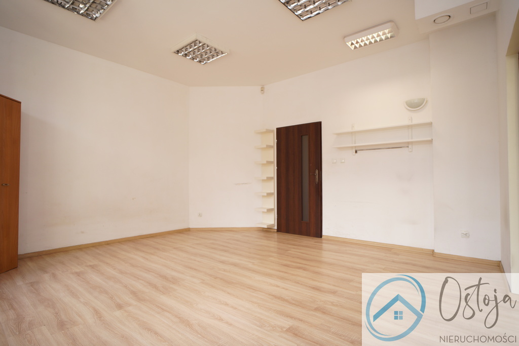 Mieszkanie 3 pokojowe, parter, centrum 75 m2 (2)