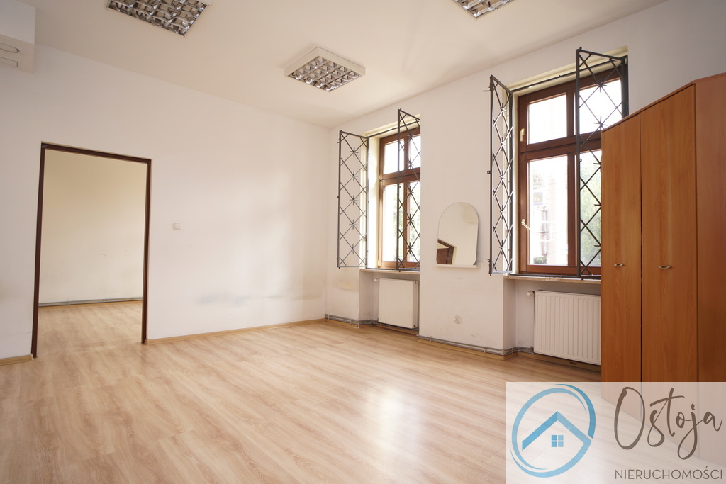 Mieszkanie 3 pokojowe, parter, centrum 75 m2 (3)