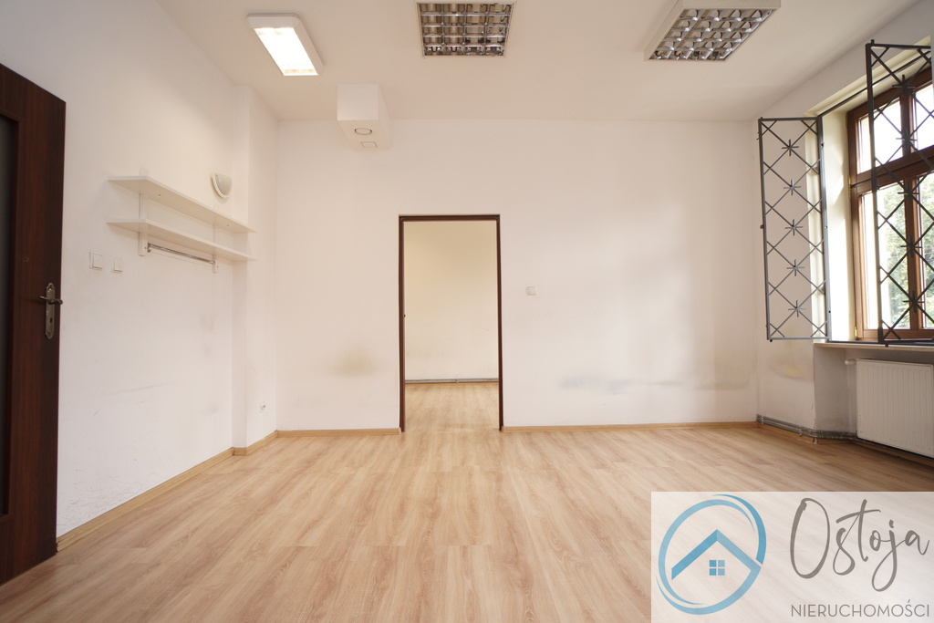Mieszkanie 3 pokojowe, parter, centrum 75 m2 (4)
