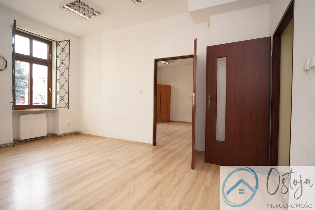 Mieszkanie 3 pokojowe, parter, centrum 75 m2 (7)
