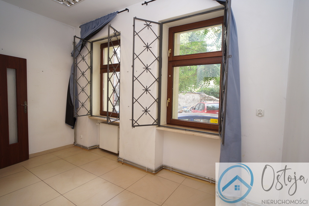 Mieszkanie 3 pokojowe, parter, centrum 75 m2 (11)