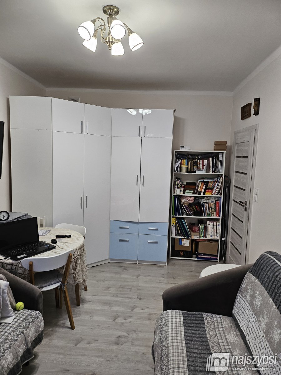 Świnoujście - zadbane mieszkanie 36 m2 na parterze (4)