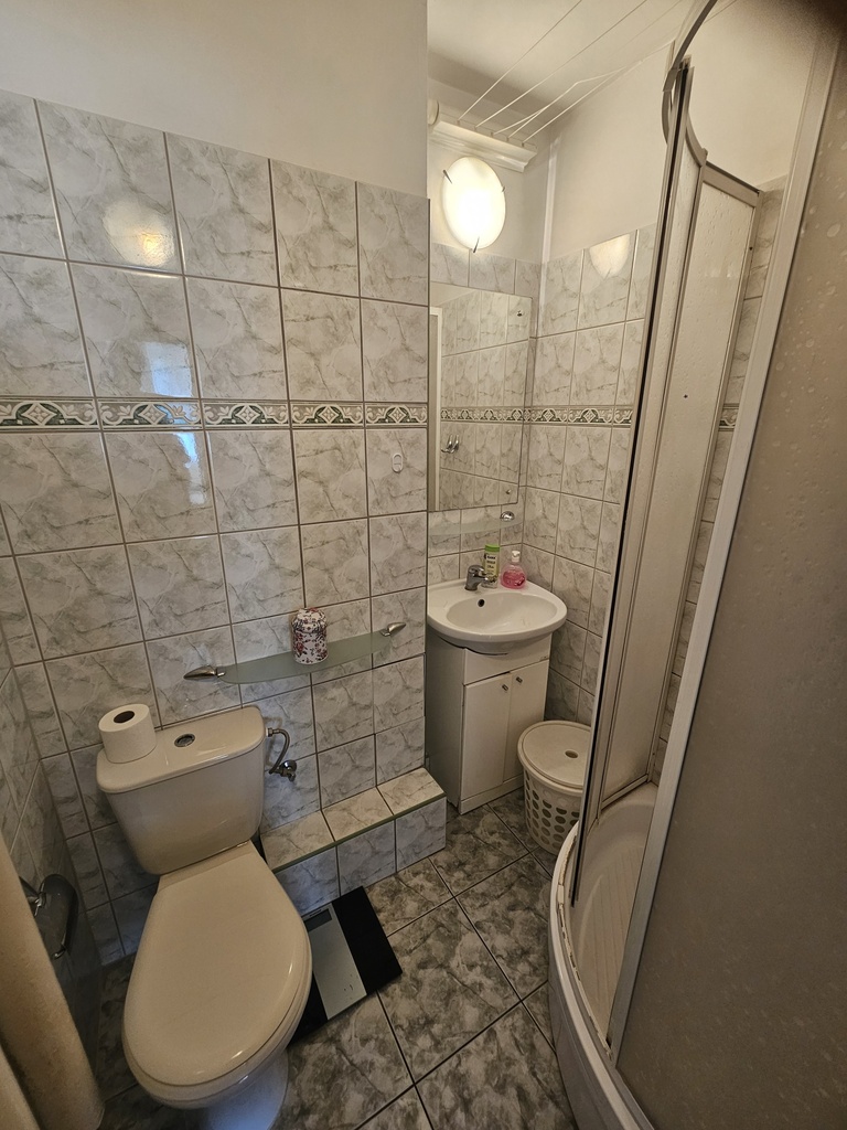 2 pokoje w niskim bloku (5)