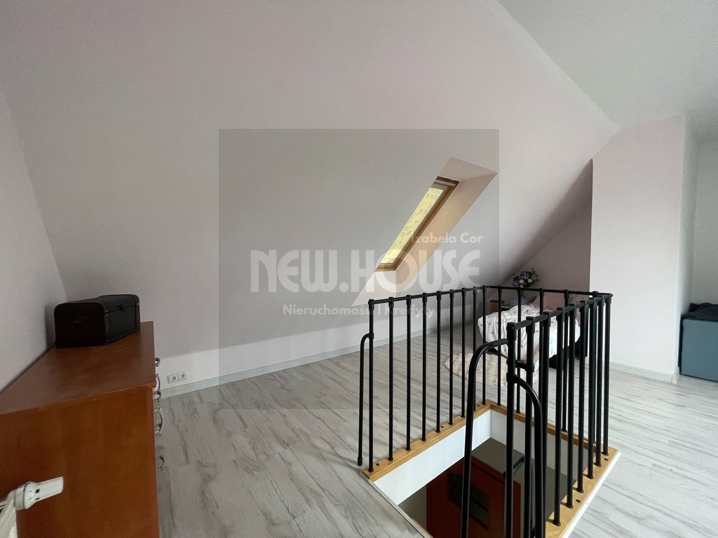 3 pokoje, balkon - oś. Majowe (9)