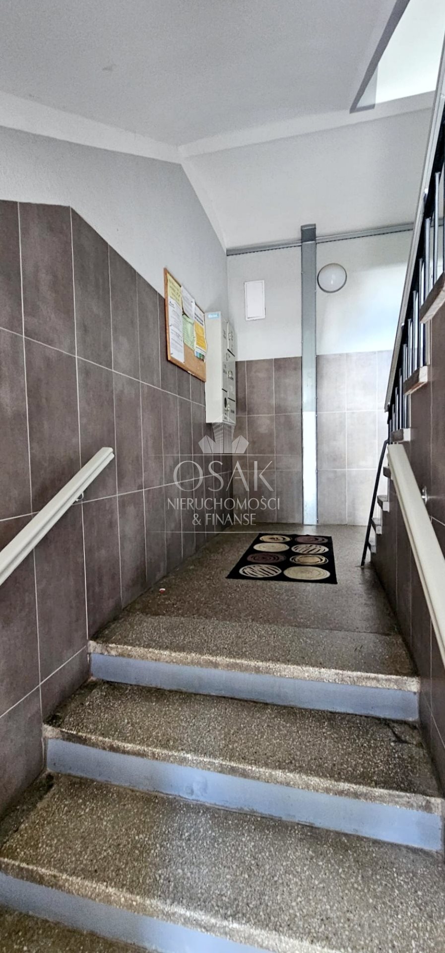 Na sprzedaż 3pok.-wysoki parter-świetne pod usługi (15)