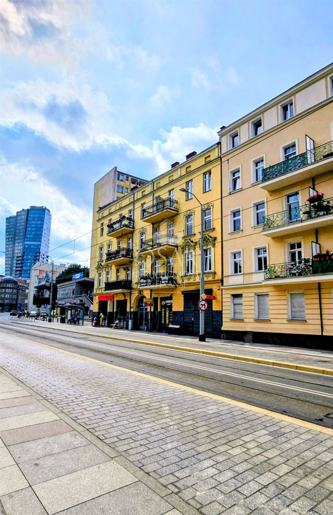 Na sprzedaż 3pok.-wysoki parter-świetne pod usługi (17)