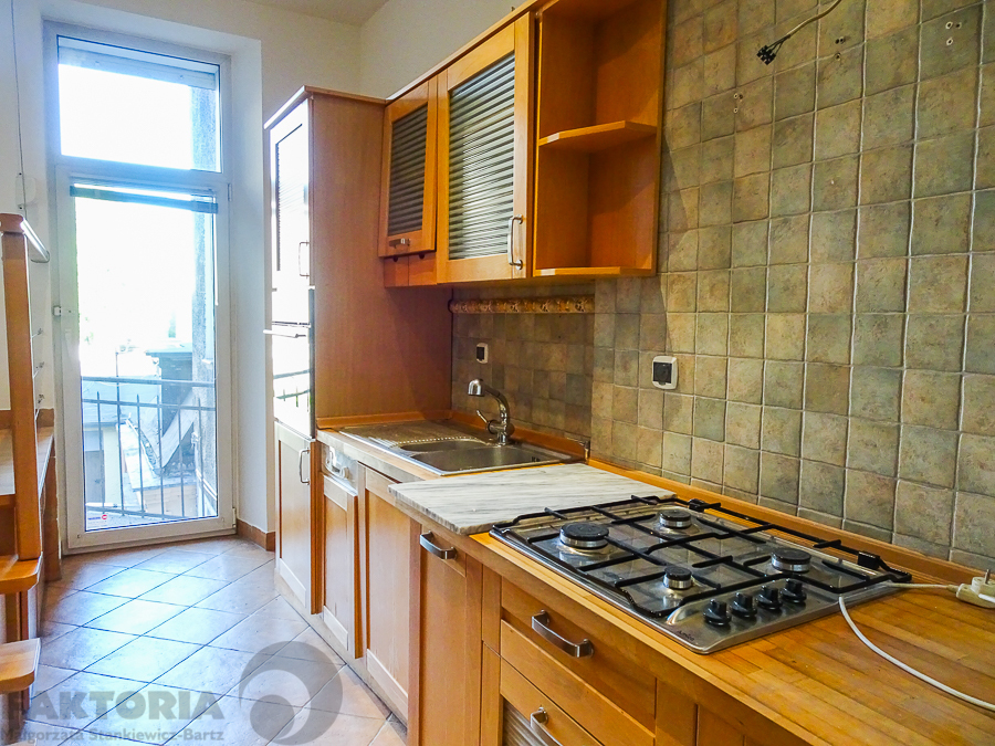 Centrum 4 pokojowe, 2 balkony 850000 (16)