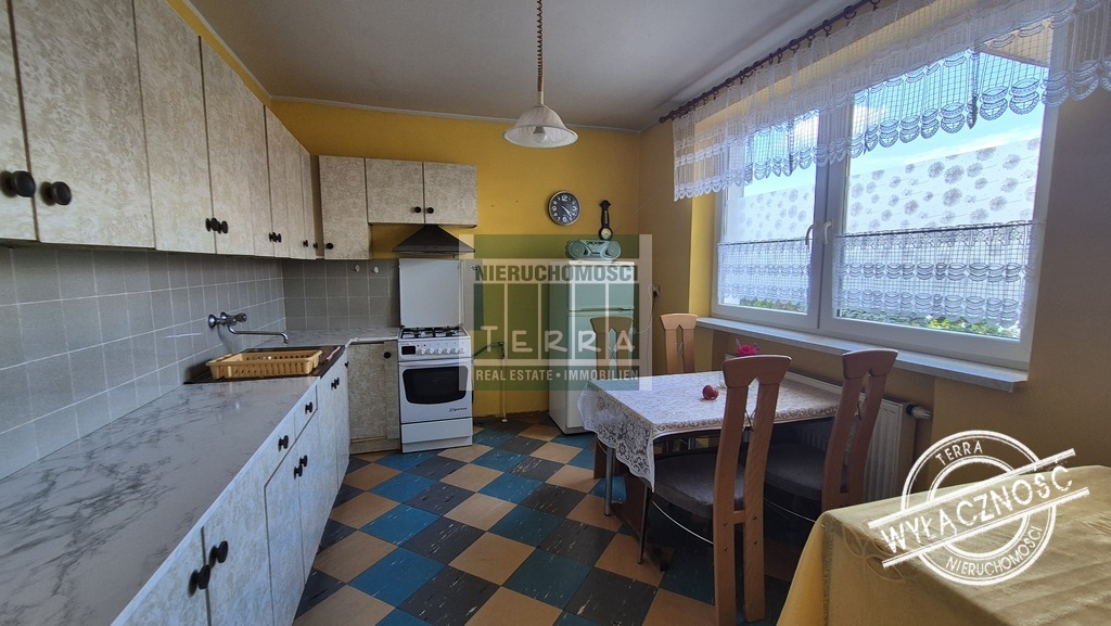 Wygodny dom dla 4 osobowej rodziny. (14)
