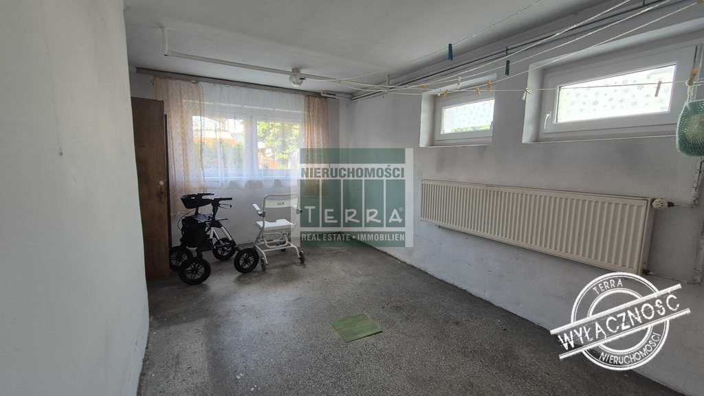 Wygodny dom dla 4 osobowej rodziny. (23)