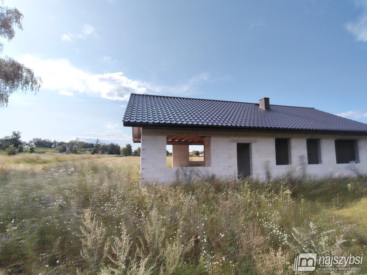 Goleniów obrzeża- dom z widokiem na las (26)