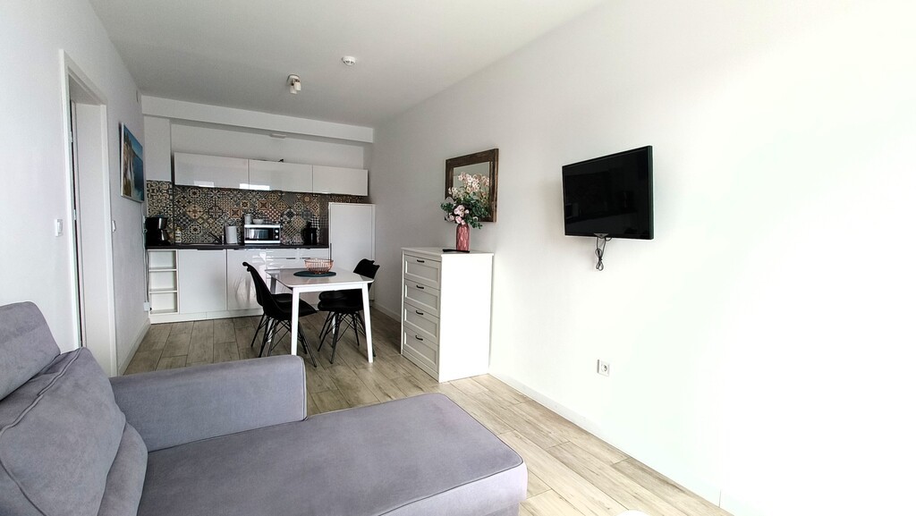 Nowoczesny apartament 38 m2 w Dziwnówku. (2)