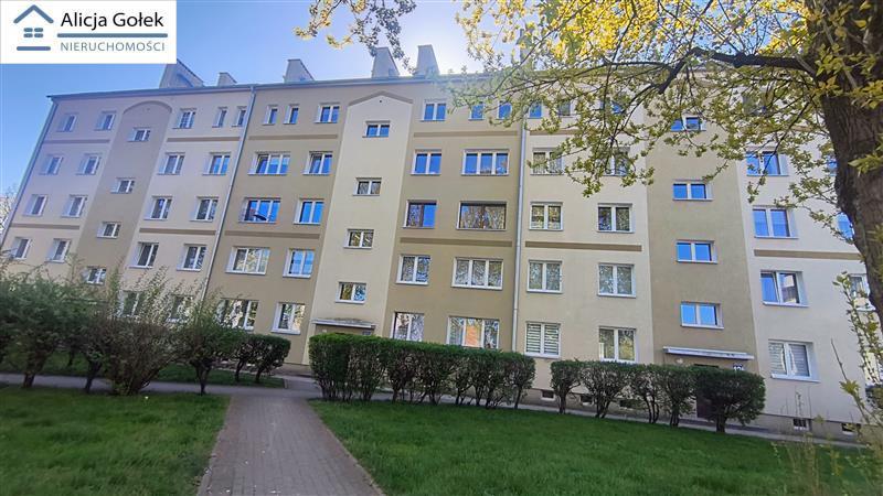 ładne, duże 1 pokojowe 38m2 z balkonem, 1 piętro (11)