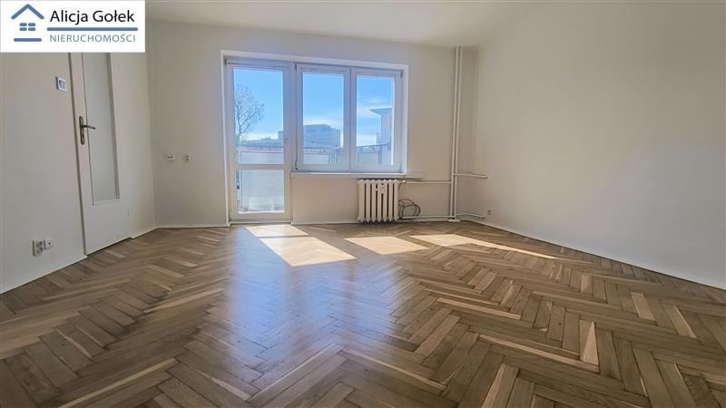 ładne, duże 1 pokojowe 38m2 z balkonem, 1 piętro (4)