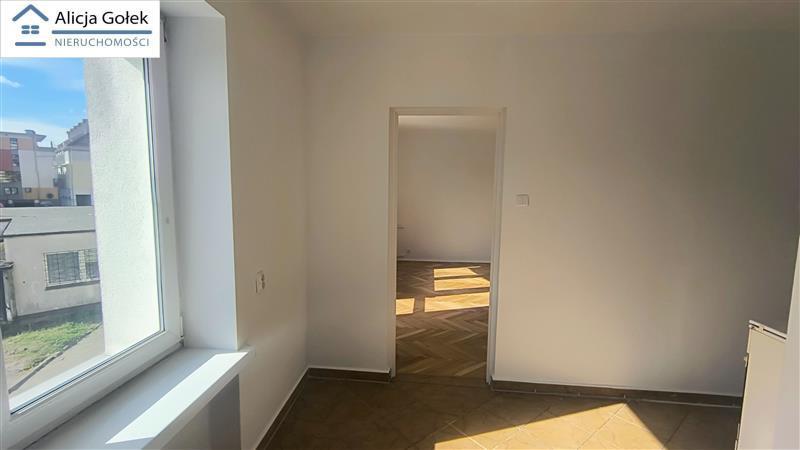 ładne, duże 1 pokojowe 38m2 z balkonem, 1 piętro (6)