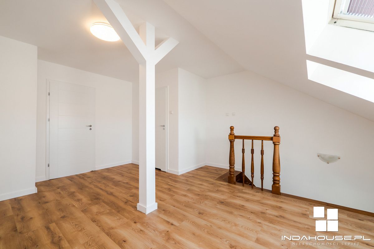 3 pokoje po remoncie przy PKiW, balkon (11)