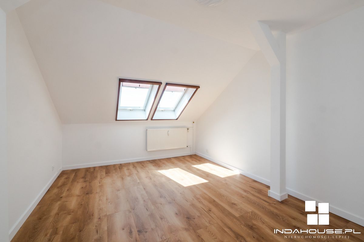 3 pokoje po remoncie przy PKiW, balkon (15)