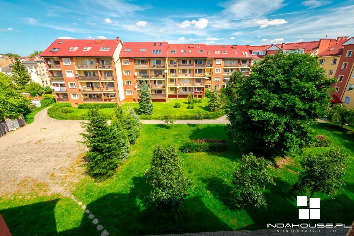 3 pokoje po remoncie przy PKiW, balkon (22)