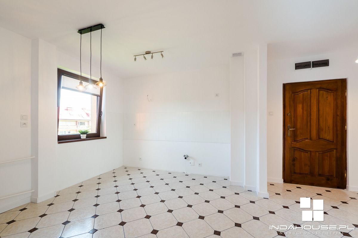 3 pokoje po remoncie przy PKiW, balkon (3)