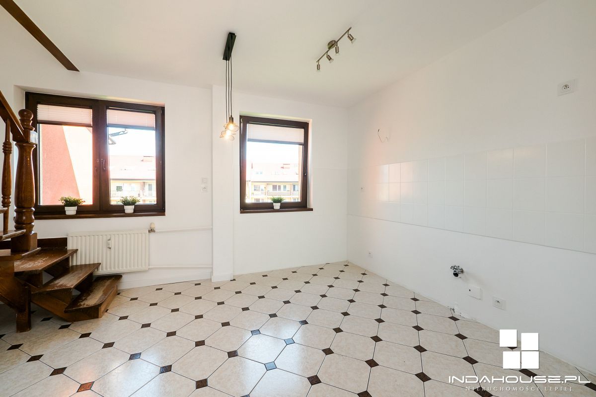 3 pokoje po remoncie przy PKiW, balkon (4)