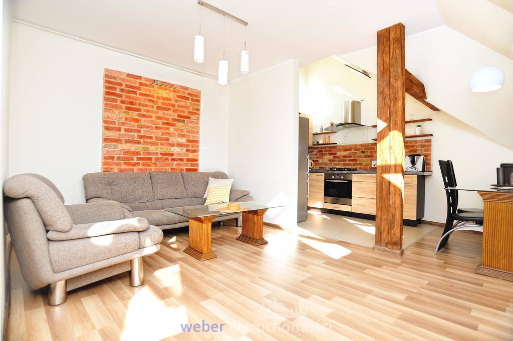 Komfortowy 2poziomowy apartament z 2 łazienkami (1)