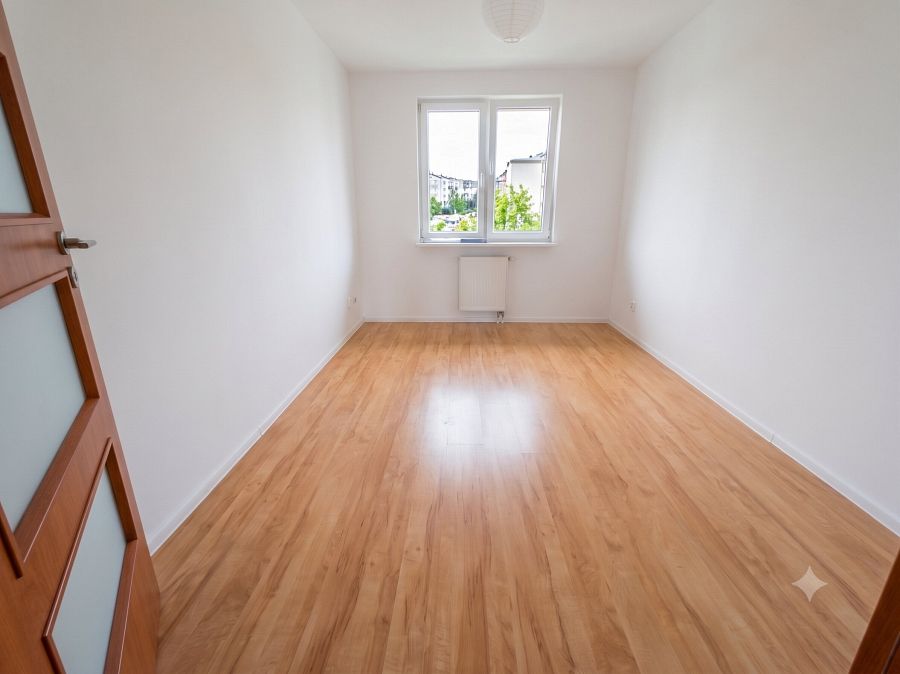 Ciepłe, słoneczne i przestronne 3 pokoje z balkonem (3)