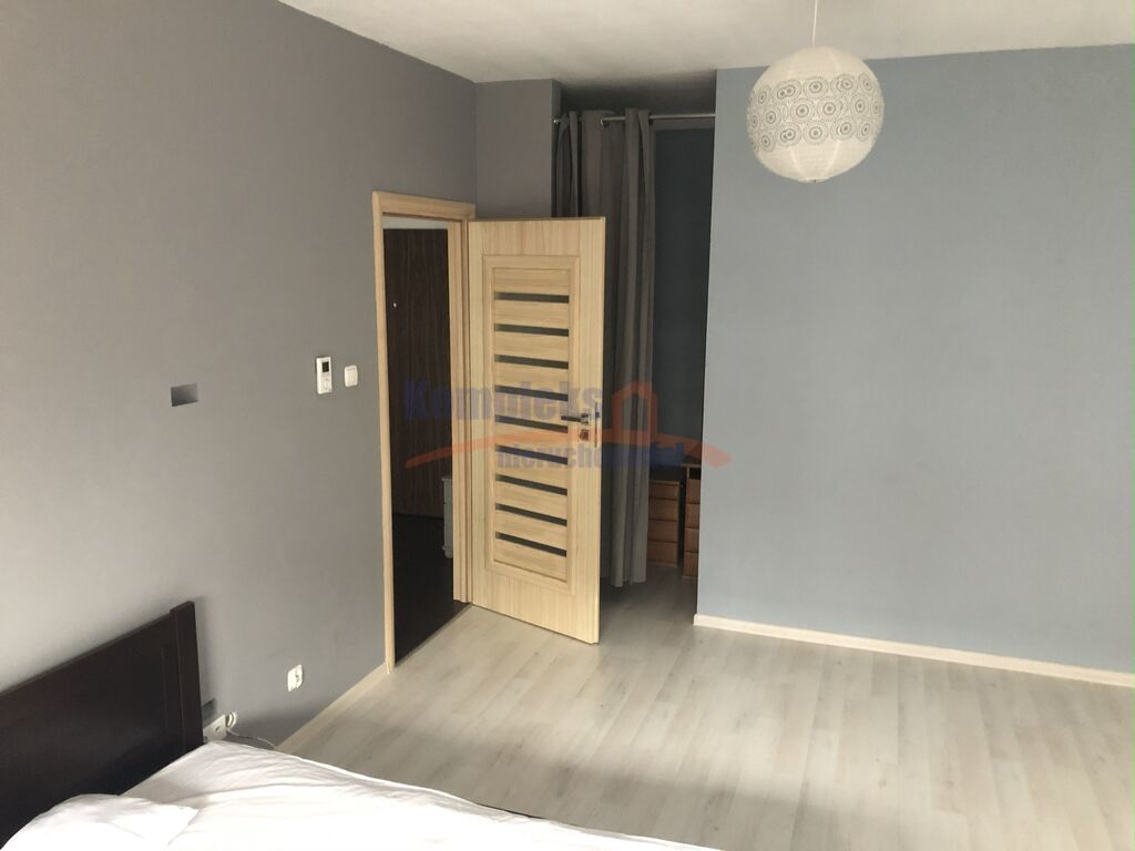 Gumieńce -nowe, 2 pok.  balkon okl. C.H.Ster (4)