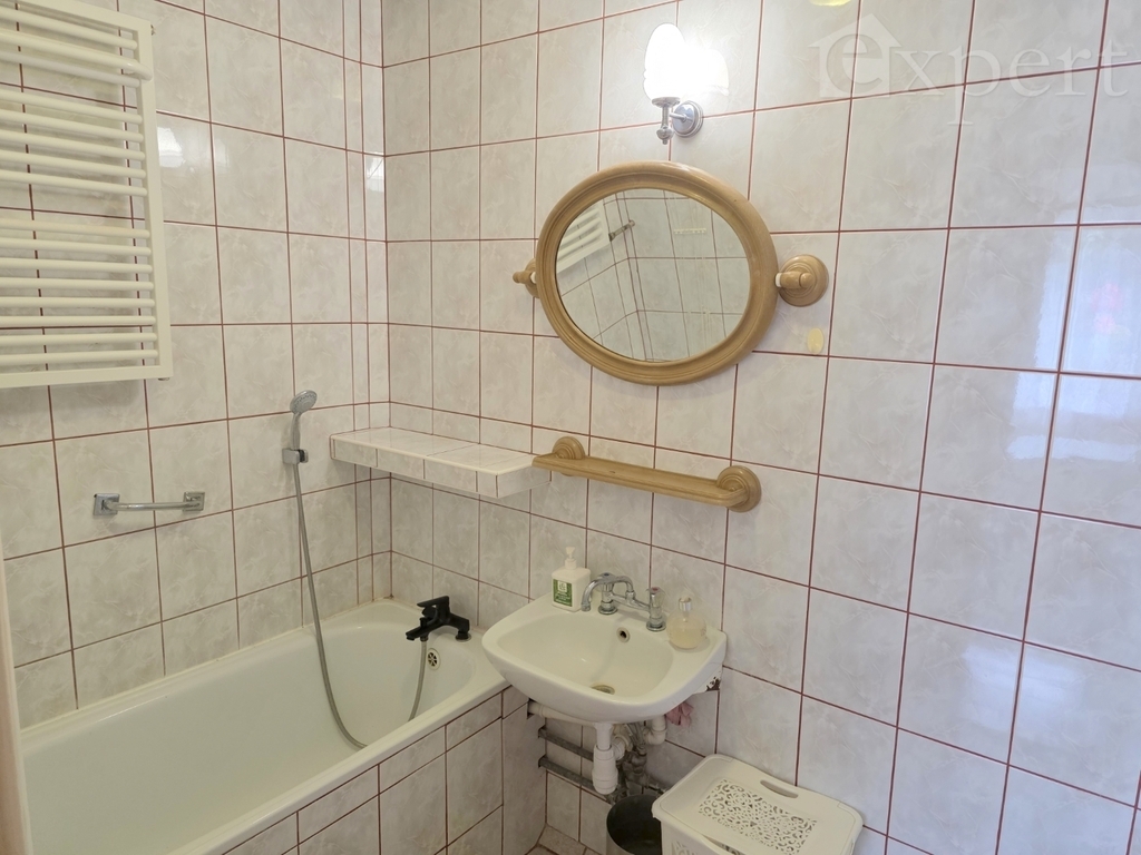 2 pokoje 42 m, parter, balkon loggia, os. zachód (17)