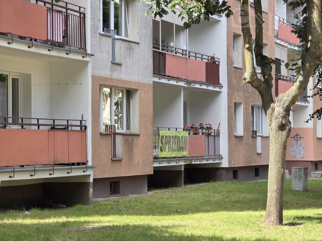 2 pokoje 42 m, parter, balkon loggia, os. zachód (11)