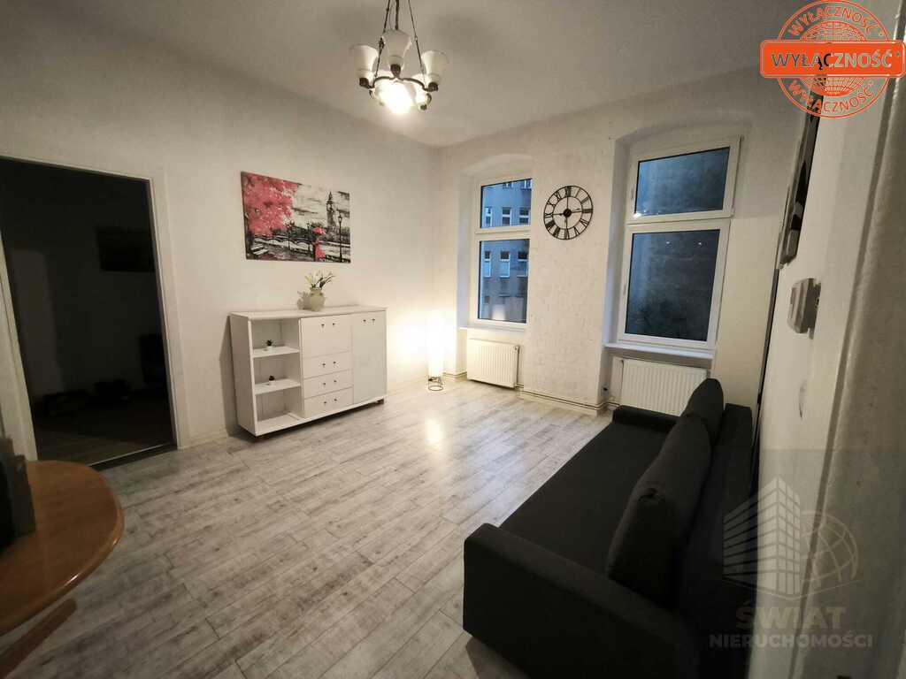 2 pokoje w centrum | Odświeżone | Niski czynsz (1)
