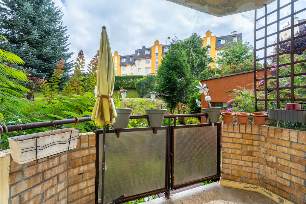 Balkon i ogródek! 57m2, duże 2 pokoje. Os. Bukowe! (4)