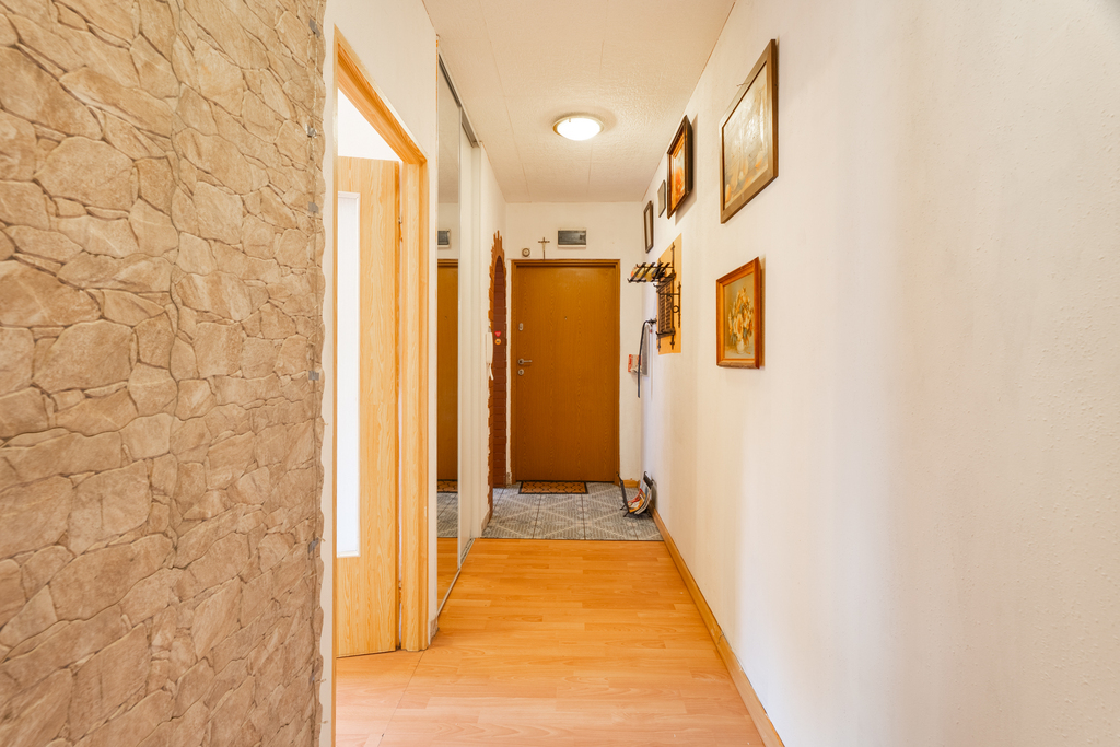 Balkon i ogródek! 57m2, duże 2 pokoje. Os. Bukowe! (15)