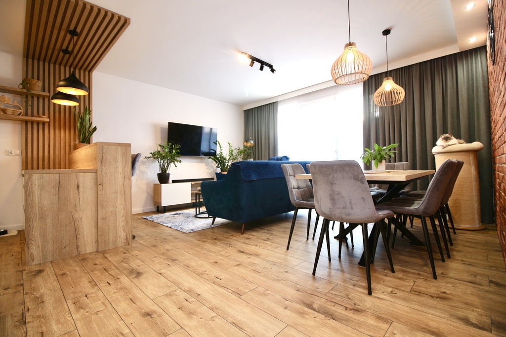 Apartament -Taras- Komórka -Miejsce parkingowe (2)