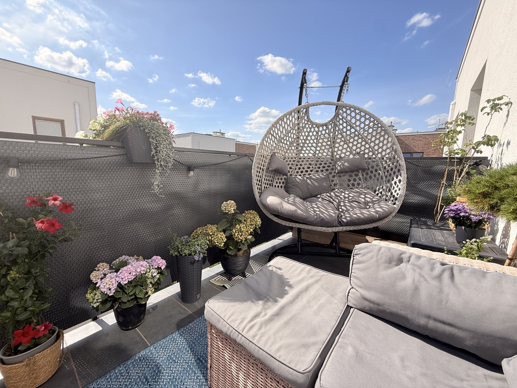 Apartament -Taras- Komórka -Miejsce parkingowe (12)