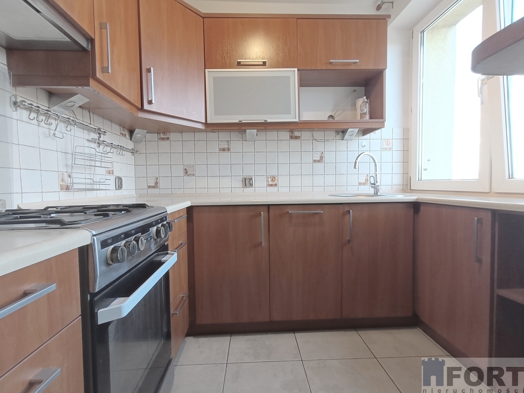 Komfortowe 2 pokojowe mieszkanie - ciche centrum (2)