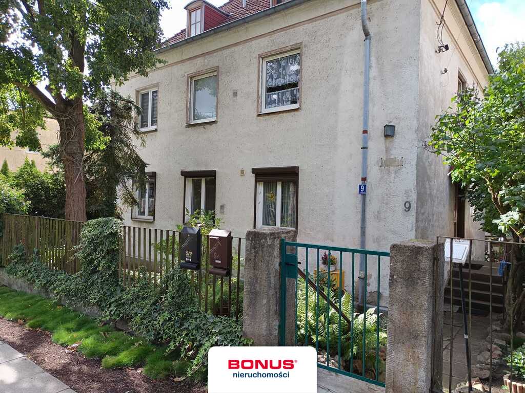 3 pokoje, parter, dom wielorodzinny, os. Arkońskie (1)