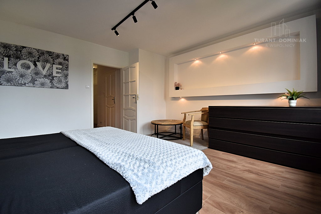 Mieszkanie przy PARKU ŻEROMSKIEGO - 109,4 M2 (11)