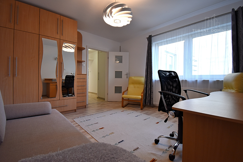 Trzypokojowe apartament z balkonem i garażem (12)