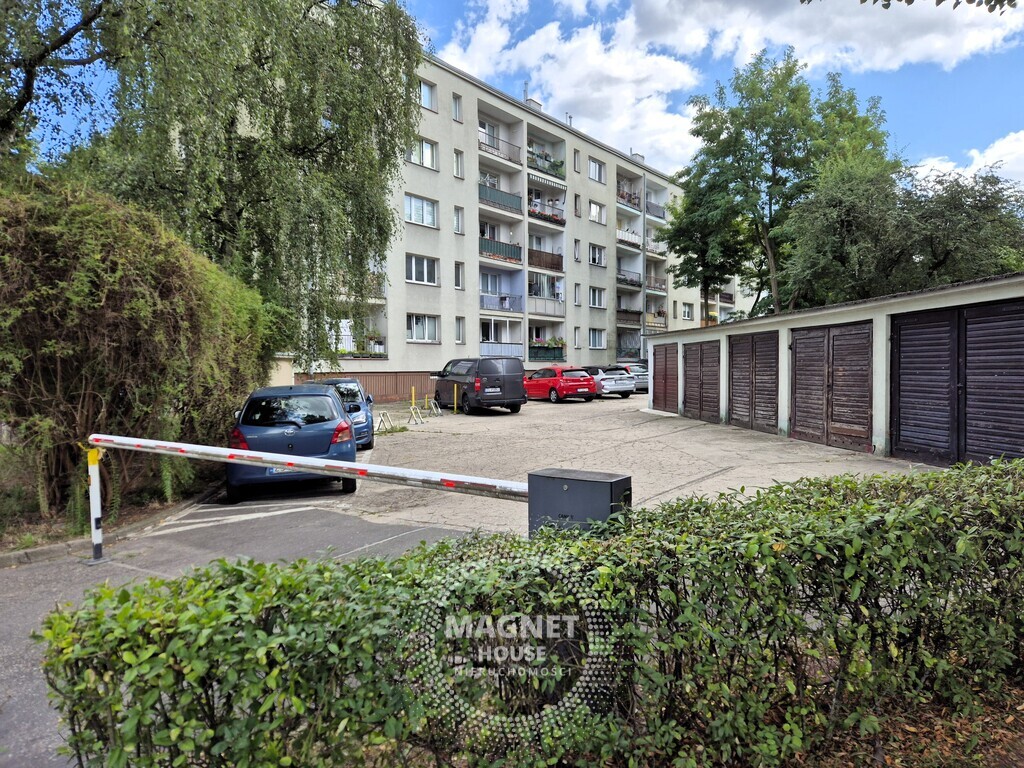  2 pokoje  do remontu  parter  niski blok  (4)