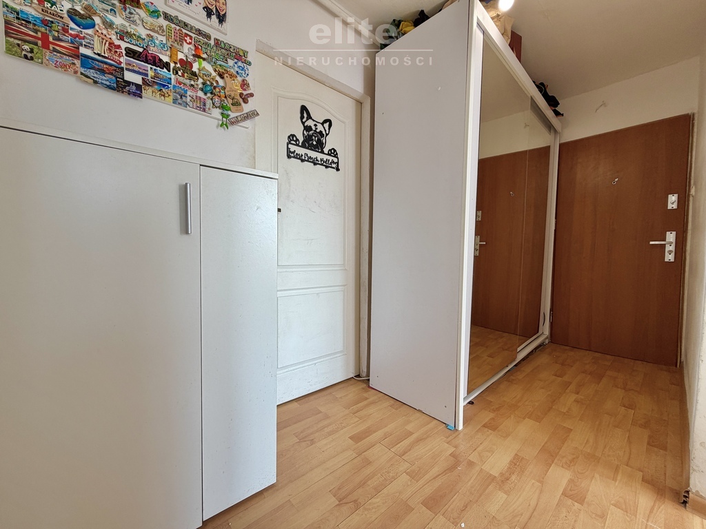 Centrum, 2 pokoje, balkon, piwnica (12)