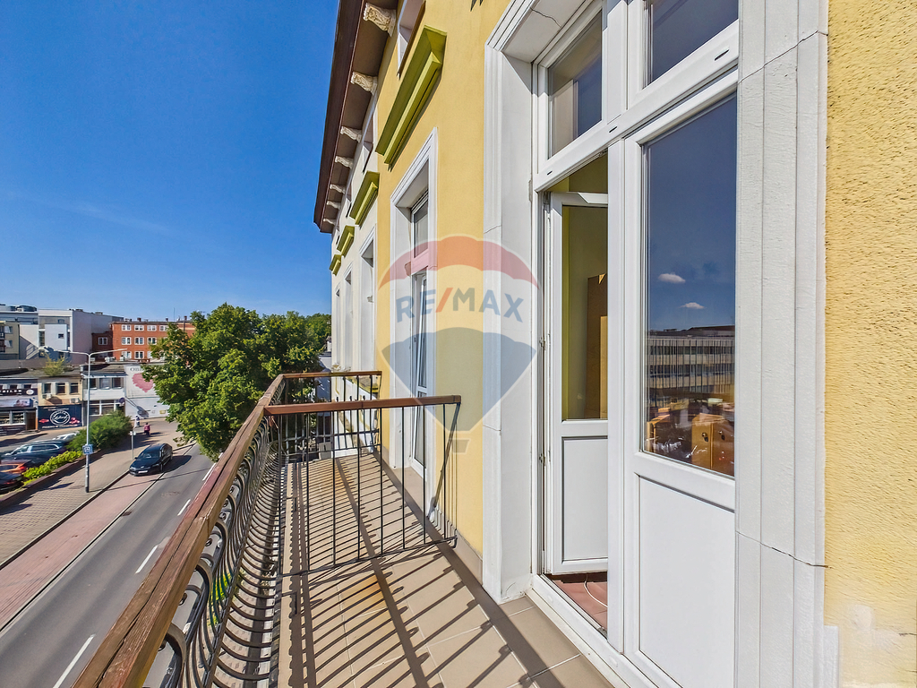 Mieszkanie w kamienicy: 82 m2, 3 pokoje, balkon! (3)