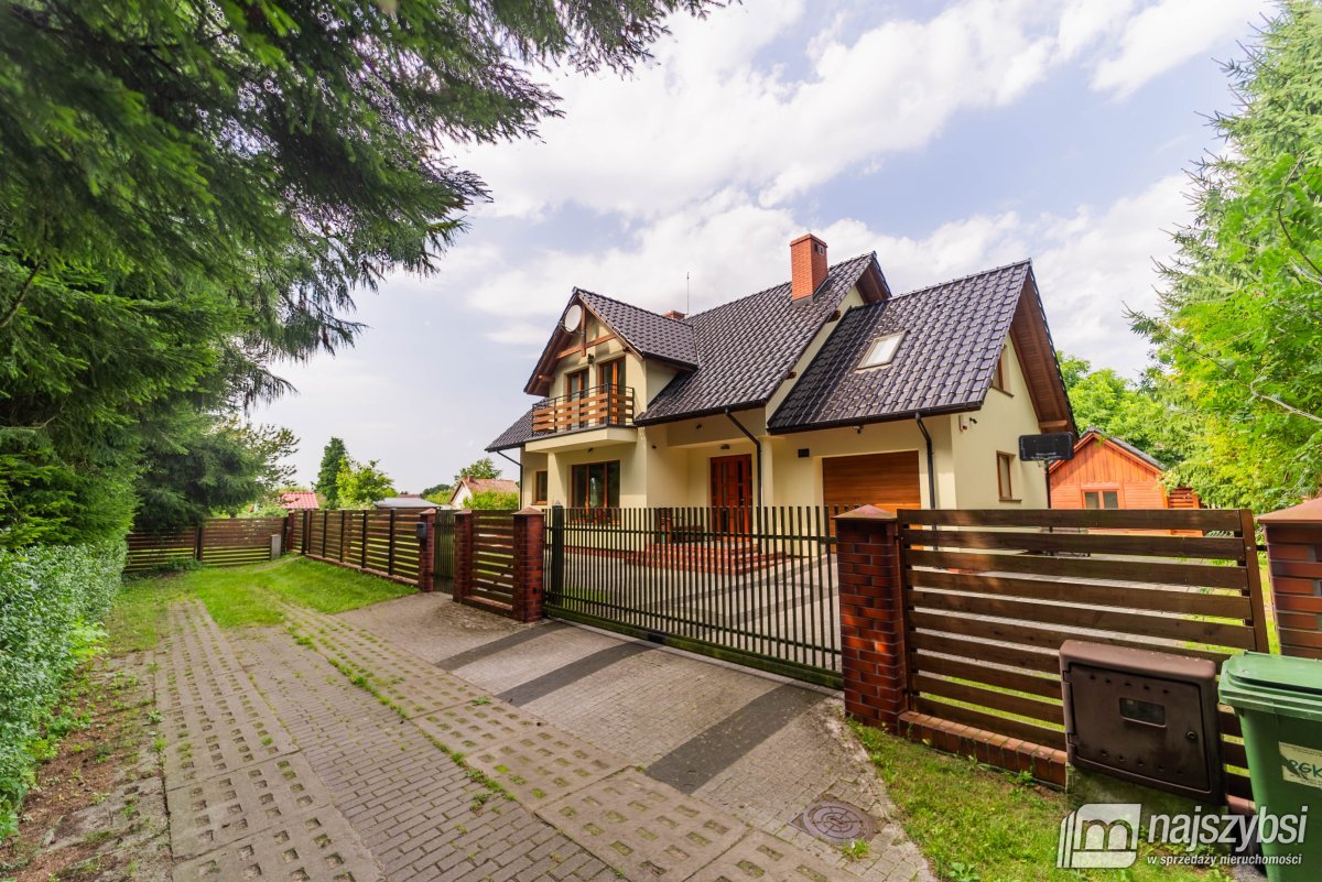 Goleniów- Dom wolnostojący w spokojnej lokalizacji (23)