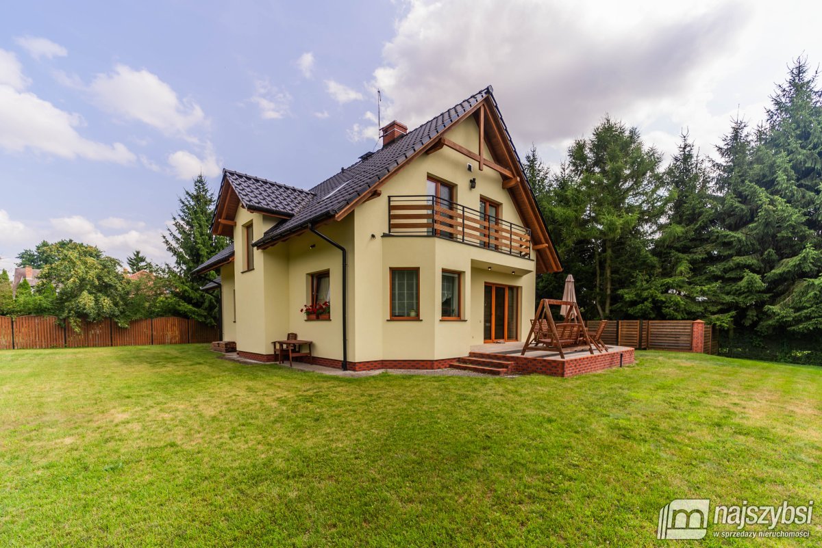 Goleniów- Dom wolnostojący w spokojnej lokalizacji (25)