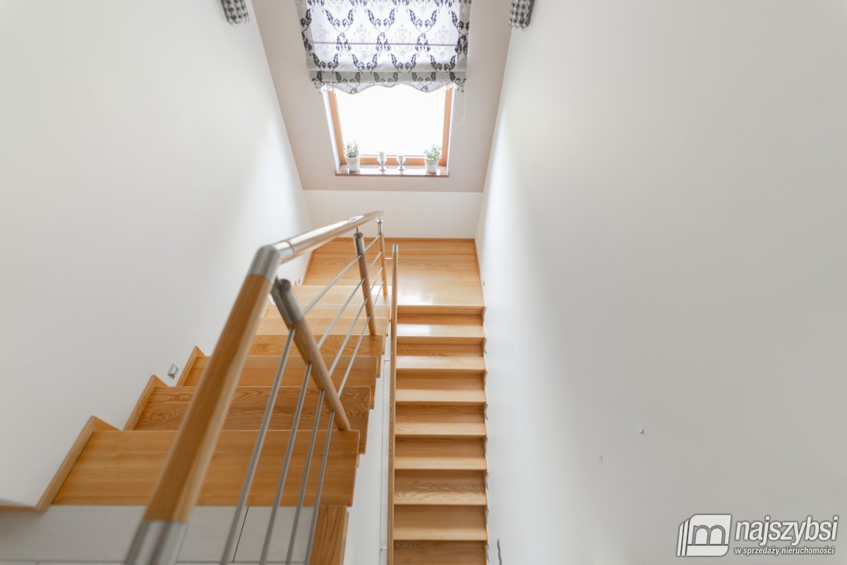 Goleniów- Dom wolnostojący w spokojnej lokalizacji (32)