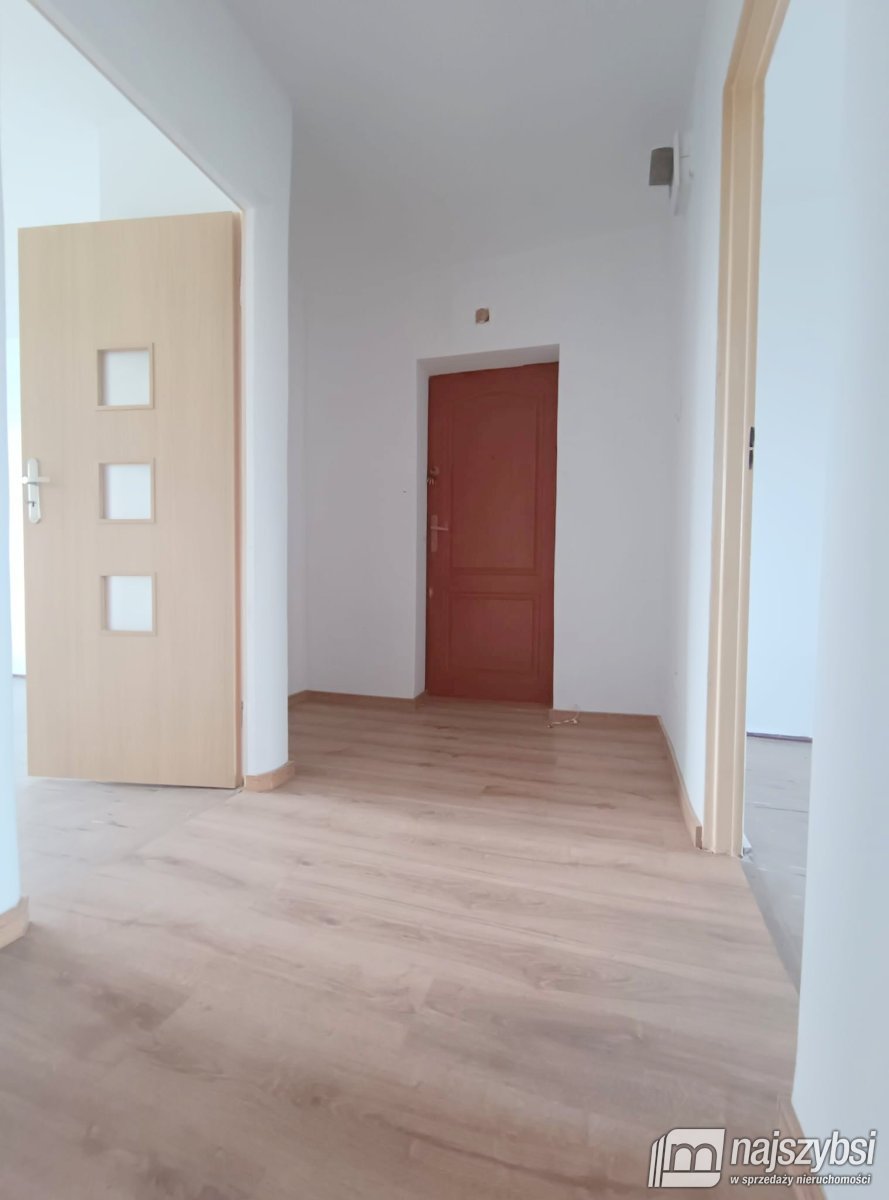 IŃSKO - 3 pokoje z garażem (9)