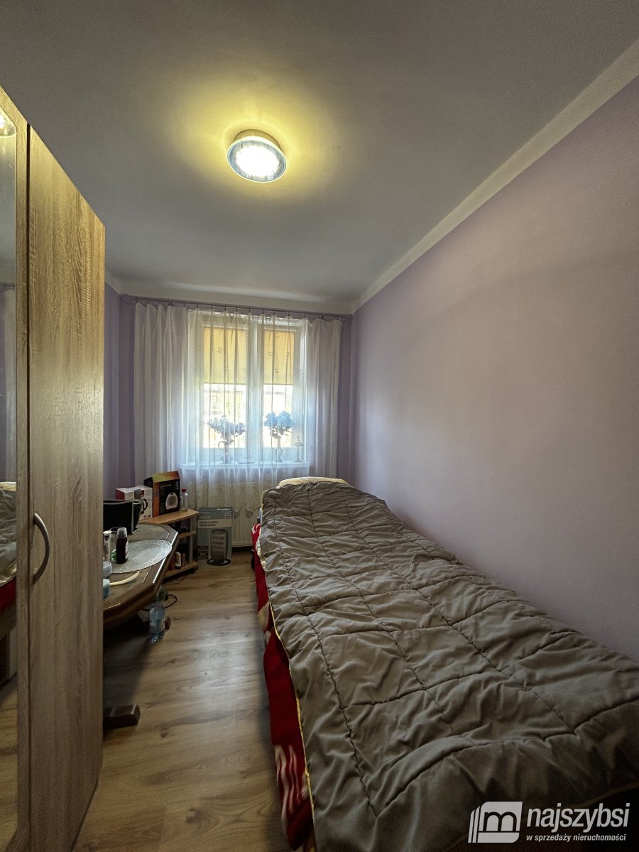 Smęcino - 4 pokoje, ogród, 2 garaże (2)