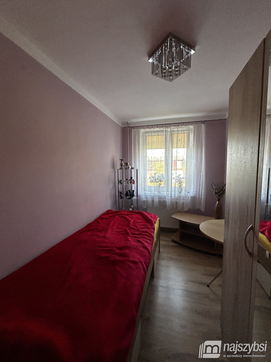 Smęcino - 4 pokoje, ogród, 2 garaże (4)