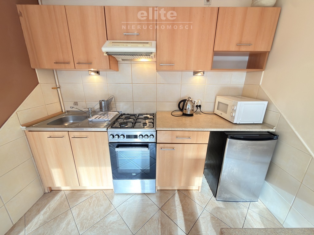 Dla studenta 2 pok + loggia + piwnica (4)