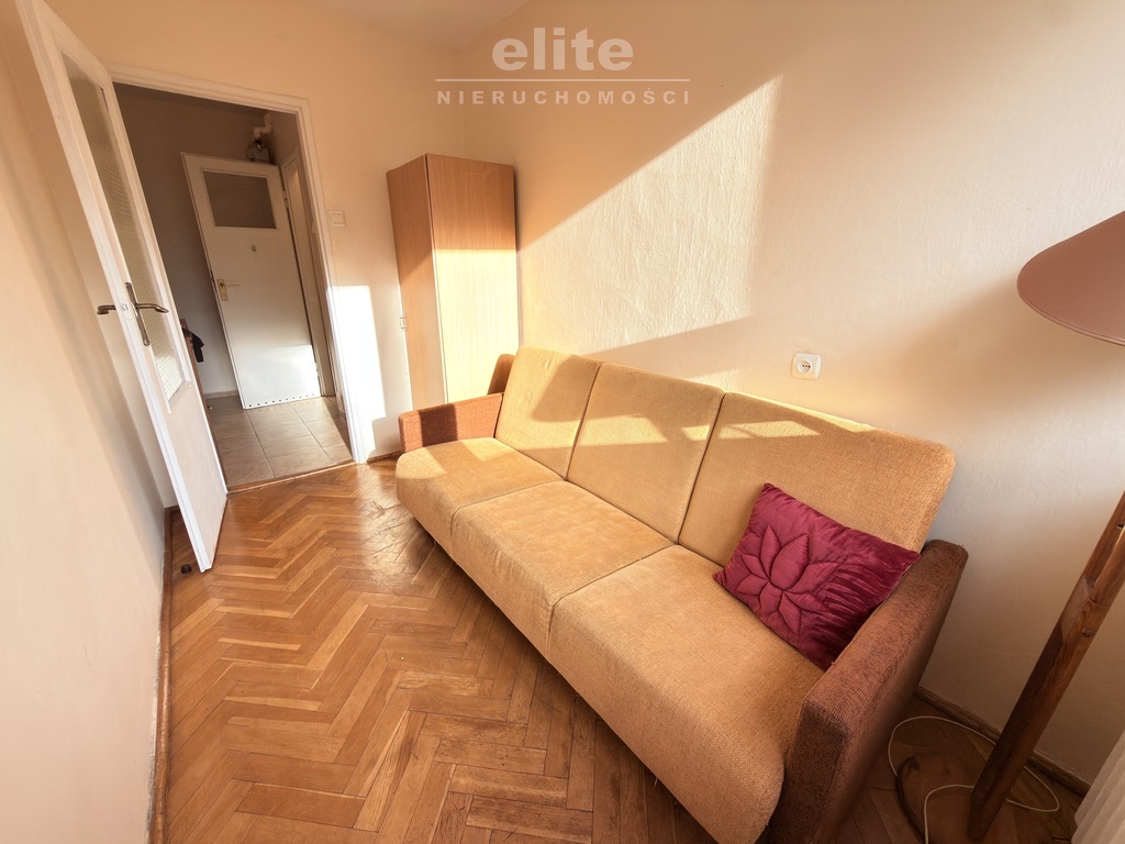 Dla studenta 2 pok + loggia + piwnica (8)