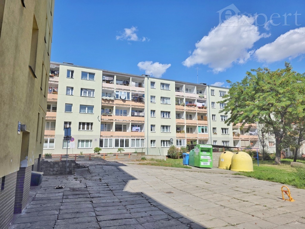 Słoneczne 2 pokoje, balkon - centrum, ul. Reja (18)