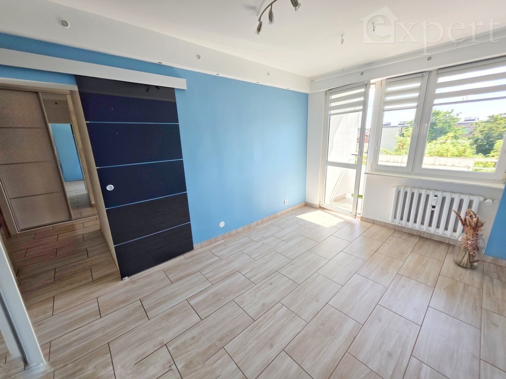 Słoneczne 2 pokoje, balkon - centrum, ul. Reja (9)